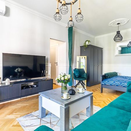 Swidnicka Deluxe Suite วรอตซวาฟ ภายนอก รูปภาพ