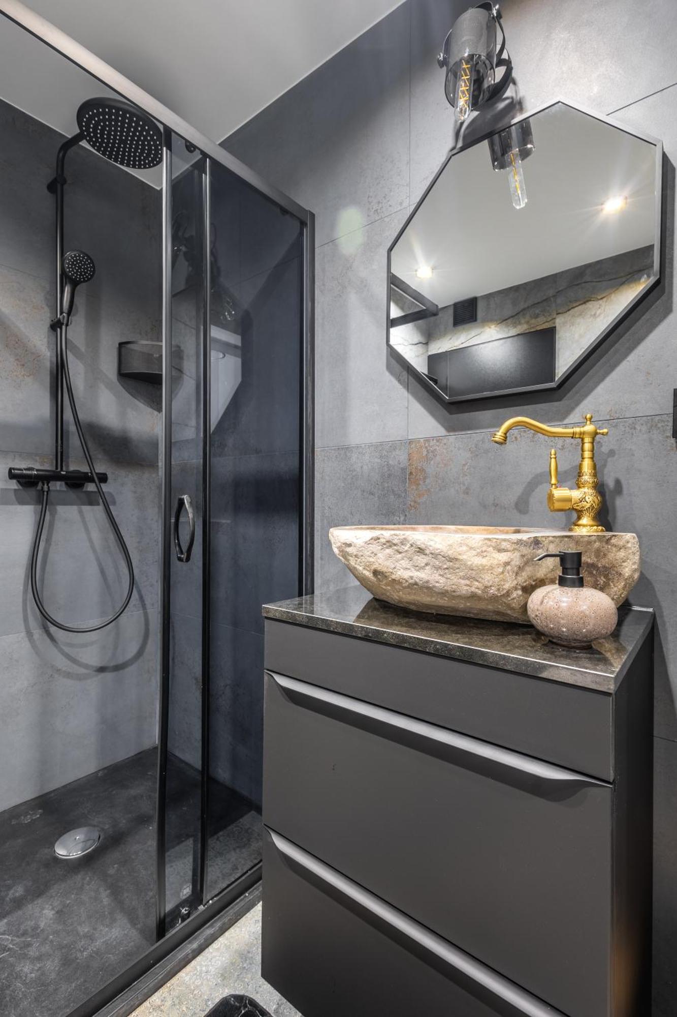 Swidnicka Deluxe Suite วรอตซวาฟ ภายนอก รูปภาพ